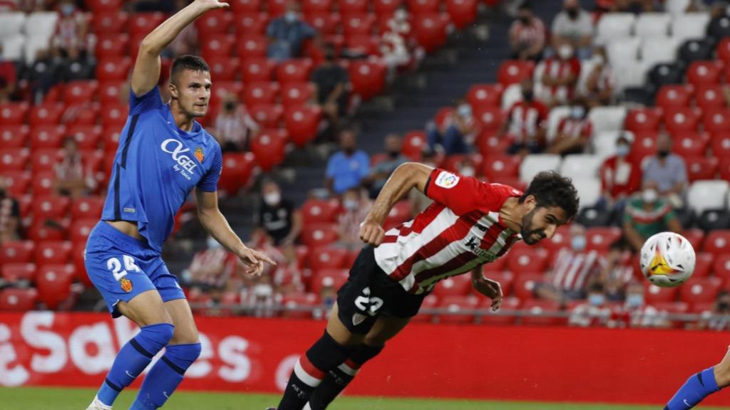 Raúl García, en un partido del Athletic en la temporada 2021/2022