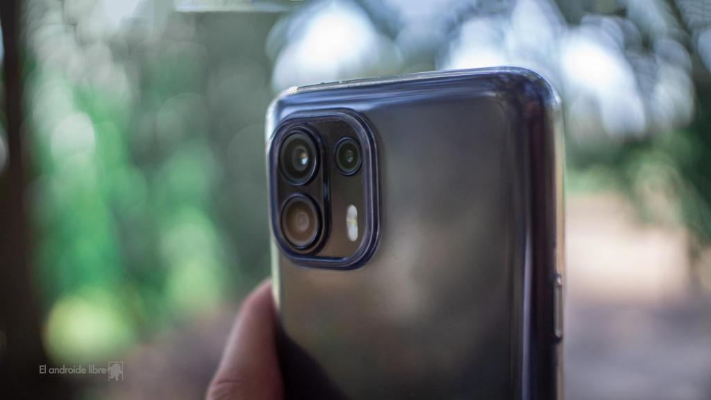 Motorola Edge 20 Lite haciendo una foto