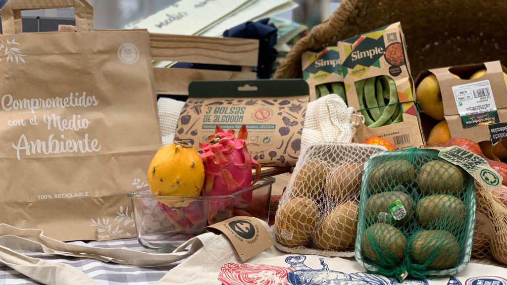 En tres años, Carrefour ha eliminado el 50% del plástico en frutas y verduras en España