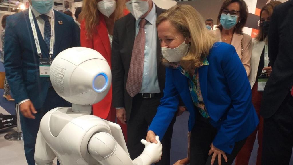 Nadia Calviño durante su visita a Mindtech 2021 en Vigo.