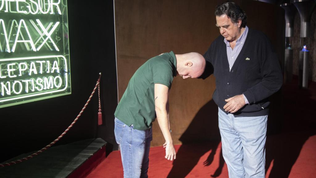 Una parte de la sesión de hipnosis.