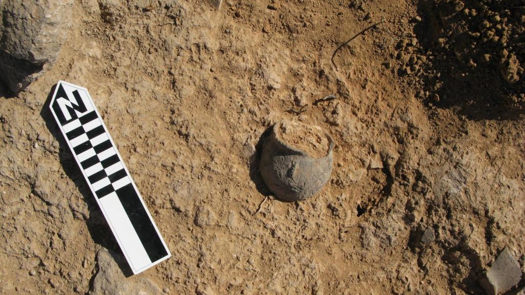 La excavación de la UA en Hellín ha encontrado un gran almacén en el yacimiento donde trabajan.