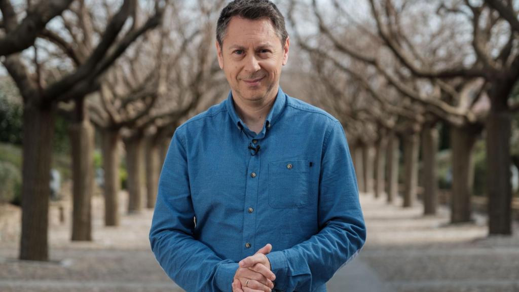 El periodista toledano Julián Cano, presentador y director de Héroes Anónimos en CMMedia.