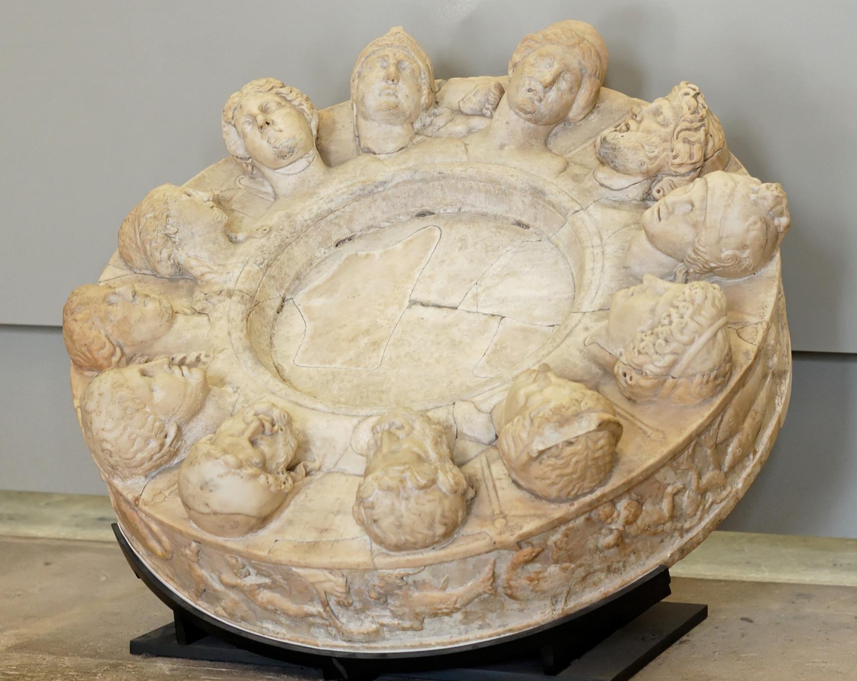 Altar de los doce dioses de Gabii.