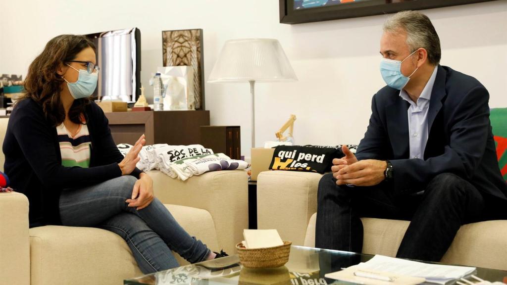 Compromís y Podemos exigen ya una tasa turística en la Comunidad Valenciana en plena crisis del sector.