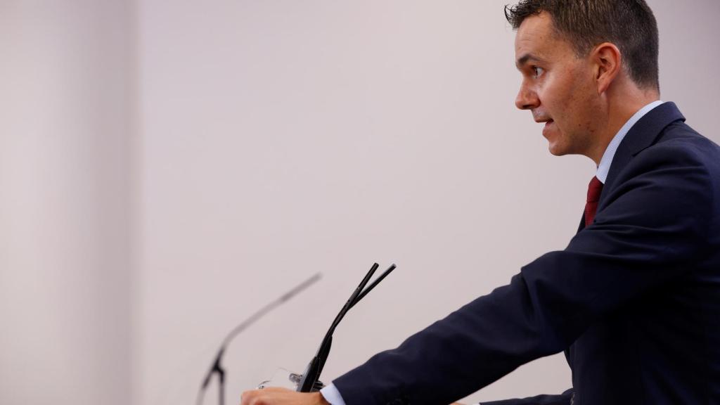 El portavoz parlamentario socialista, Héctor Gómez.