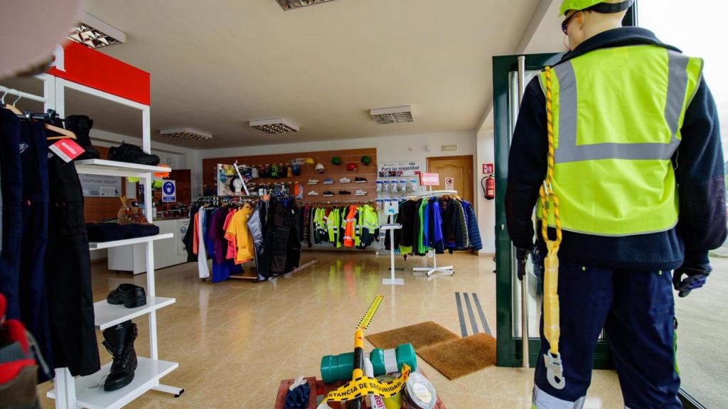 En Naisa (A Coruña) lo tienen muy claro, la seguridad laboral es lo primero