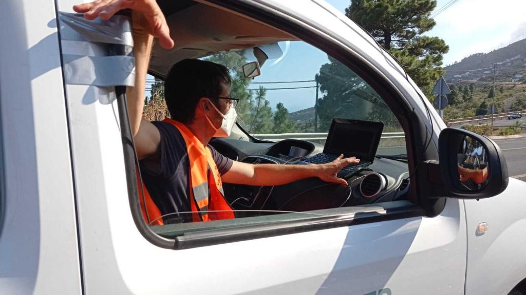 miniDOAS instalado en una furgoneta