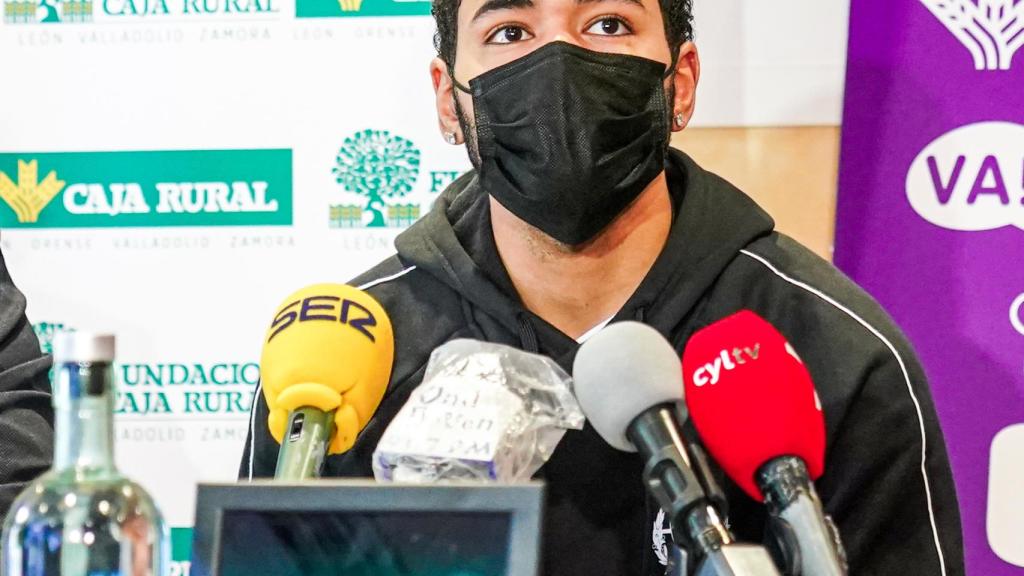 Alec Wintering, en su presentación con el Real Valladolid Baloncesto