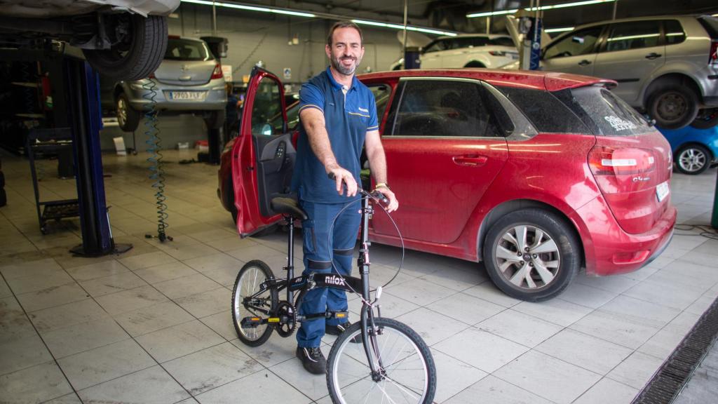 Francisco José Boza, empleado y director de Norauto en Dos Hermanas.