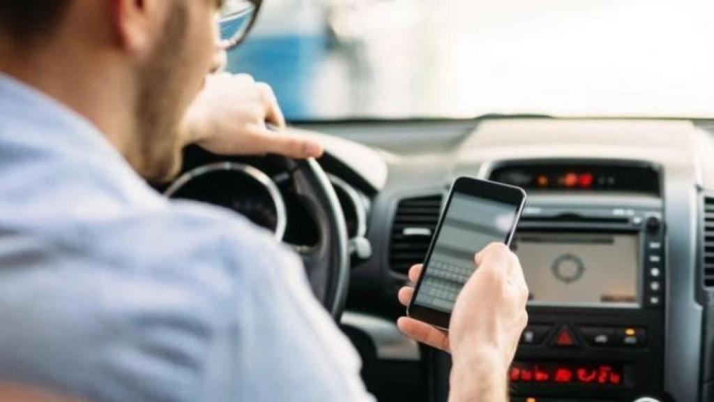 Conducir con un dispositivo móvil