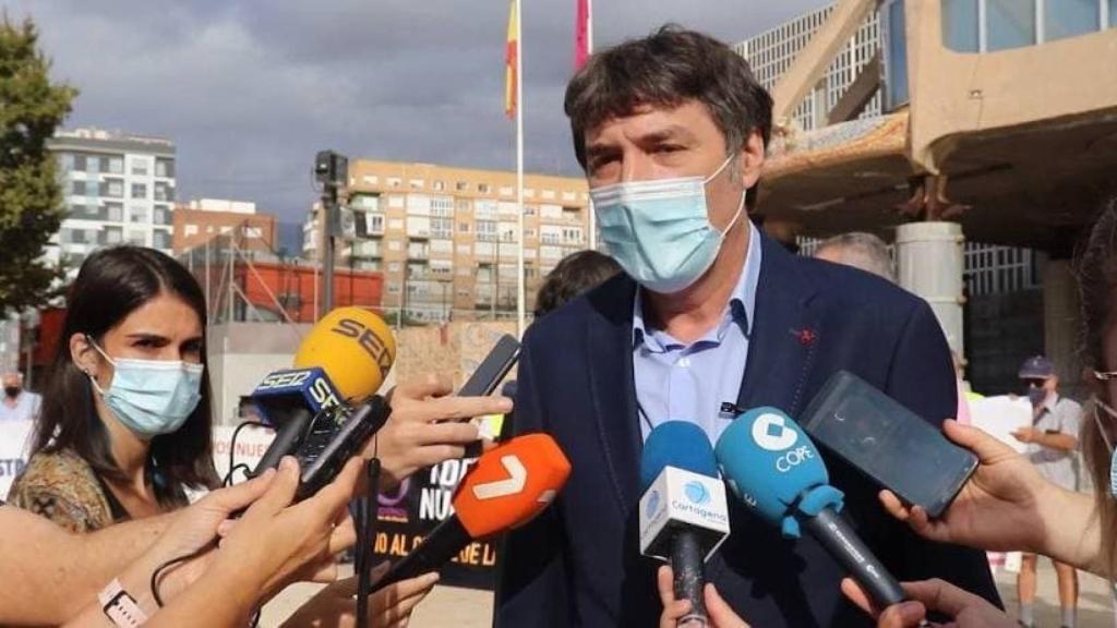 El diputado de Podemos Rafa Esteban, este martes, en la Asamblea Regional.