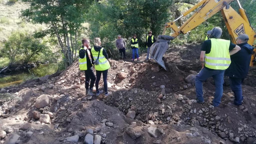 La ARMH trabaja para buscar los restos de al menos dos personas