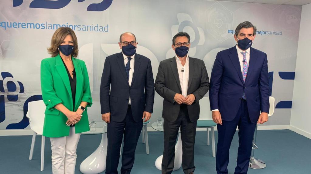 Marta Villanueva, Jon Darpón, Julio Mayol y Juan Abarca.