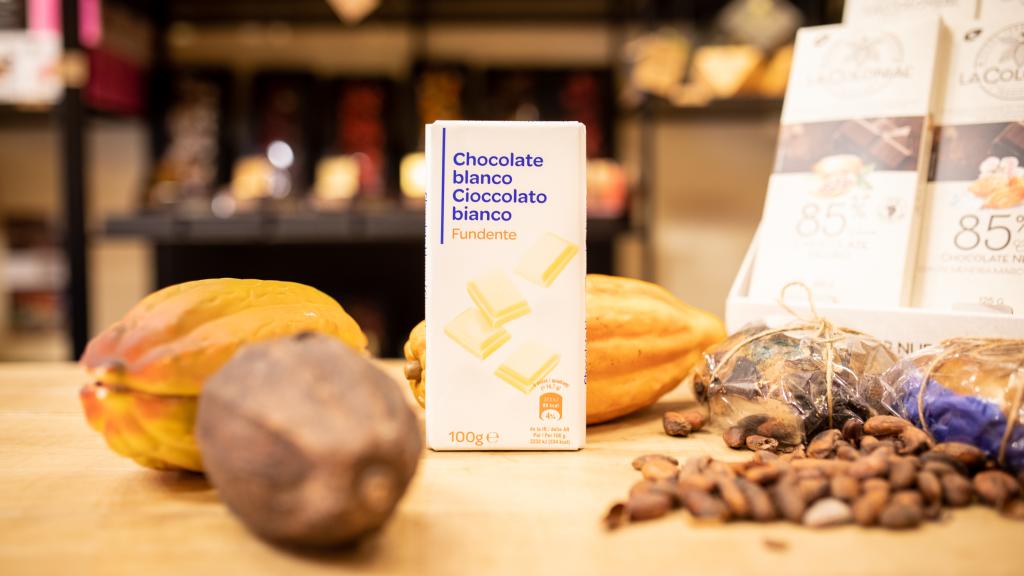 La tableta de chocolate blanco de Carrefour.
