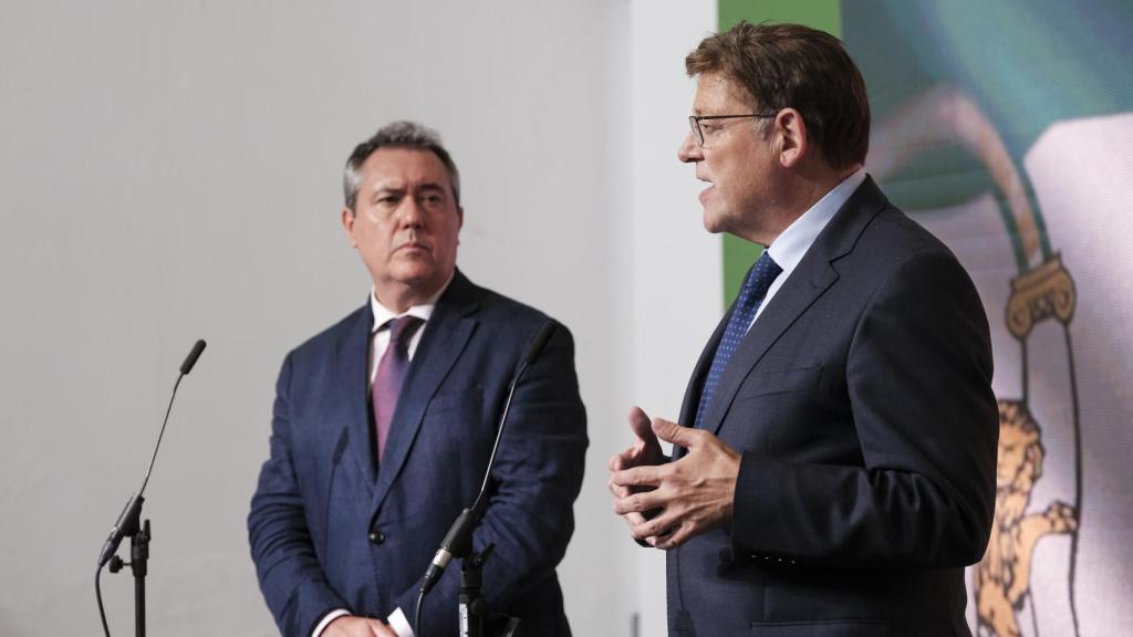 Juan Espadas, durante el acto que compartió, por la tarde, con Ximo Puig.