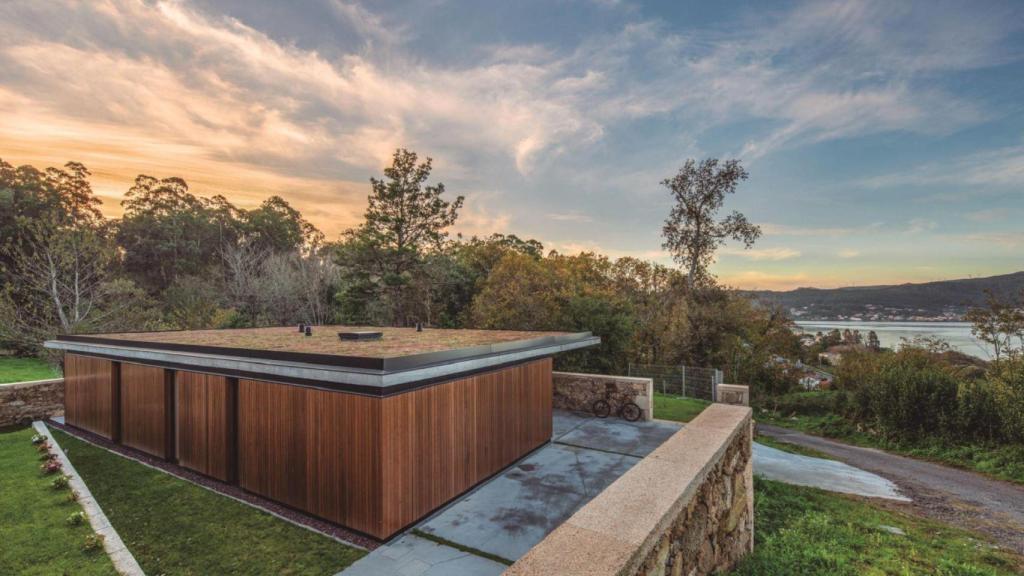 Surf House, la vivienda unifamiliar premiada en la edición 2021, en Porto do Son.
