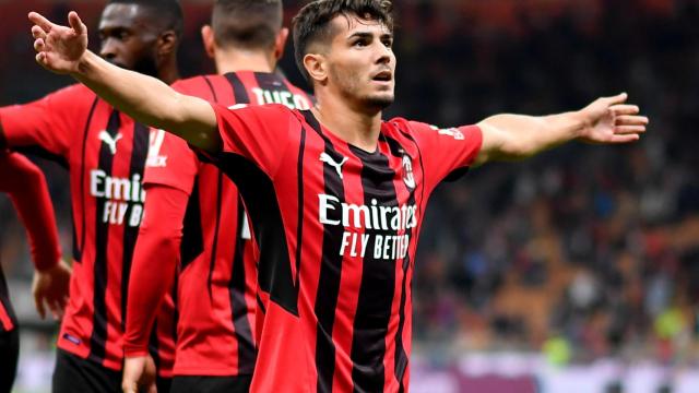 Brahim Díaz celebra un gol con el AC Milan