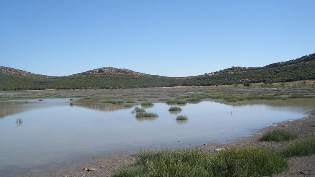 Volcán y Laguna de Peñarroya, en Alcolea de Calatrava
