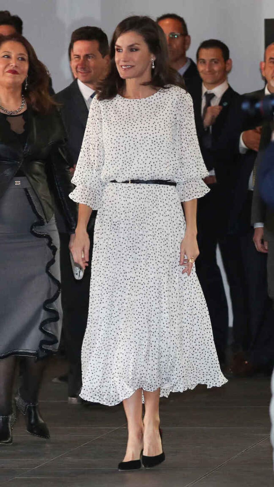 La reina Letizia en febrero de 2020 en El Rocío, luciendo el mismo 'look' de este lunes 27 de septiembre de 2021.