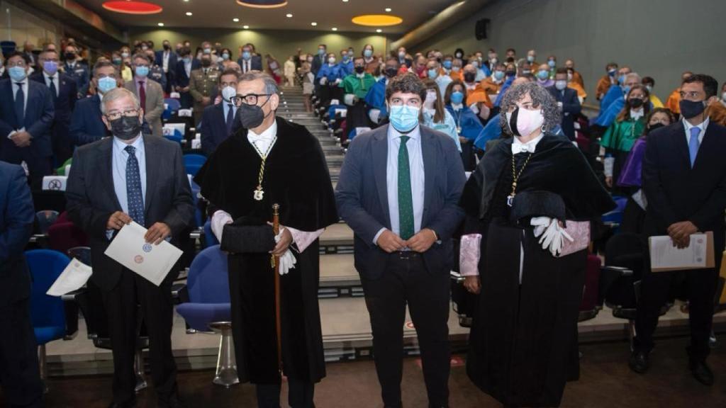 El presidente murciano López Miras durante el acto inaugural del curso en las universidades públicas.