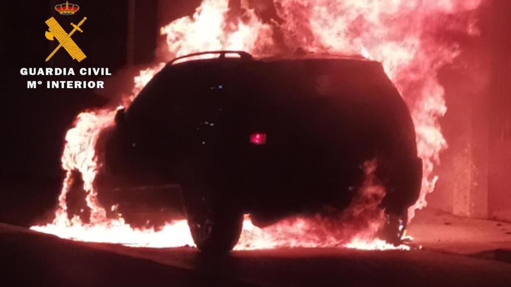 Investigan a dos personas por provocar un incendio que causó graves daños materiales en La Roda (Albacete)