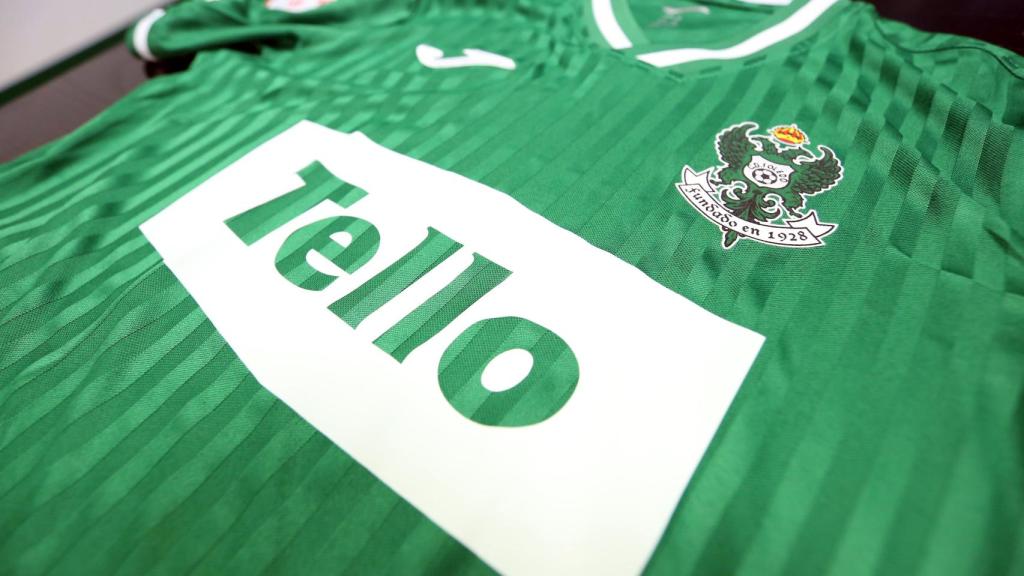 Camiseta definitiva del CD Toledo. Foto: Óscar Huertas