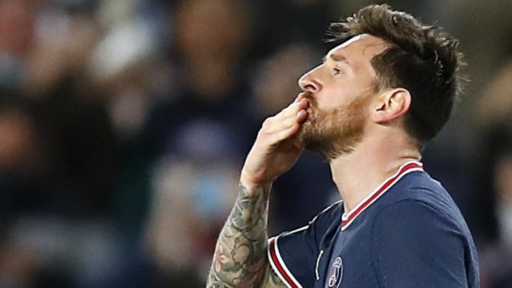 Messi celebra su primer gol con el PSG