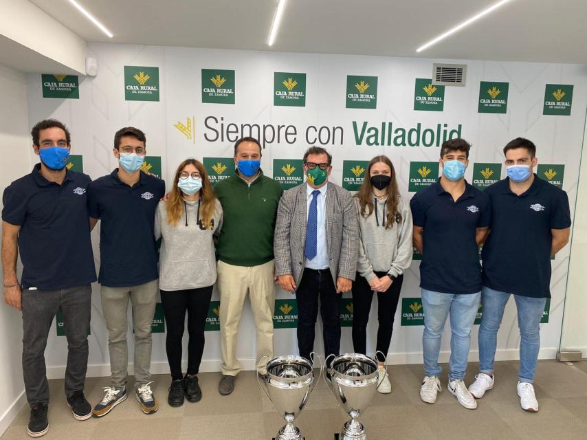 Recepción de los dos equipos del CPLV en Caja Rural de Zamora