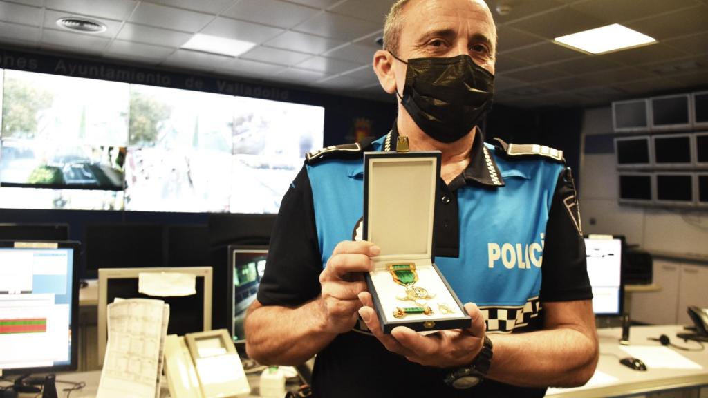 Ignacio Ayuso con la medalla