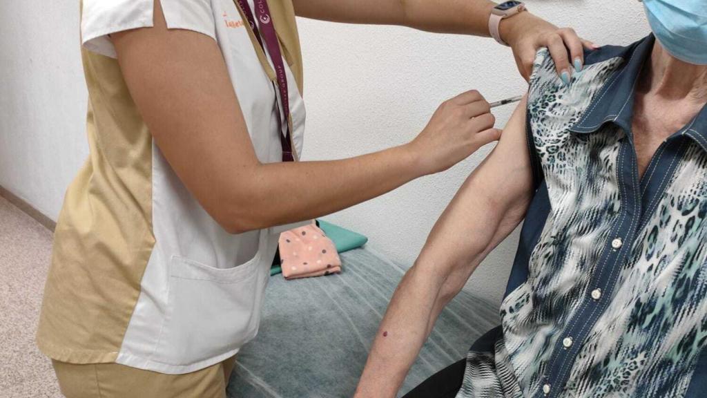 Este mes de septiembre la vacunación ha llegado a la tercera dosis en las residencias.