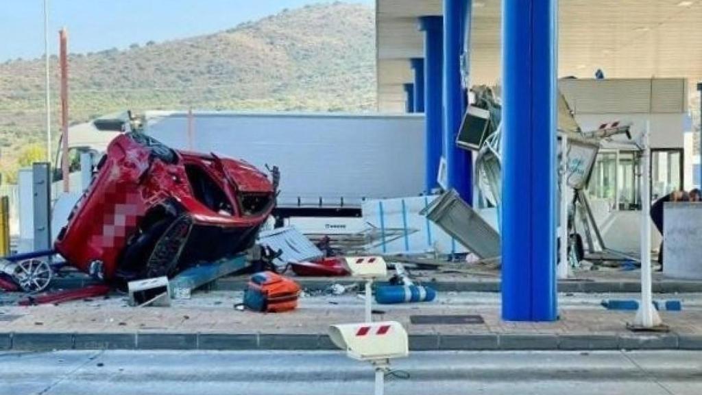 Imagen del estado del vehículo tras el impacto.