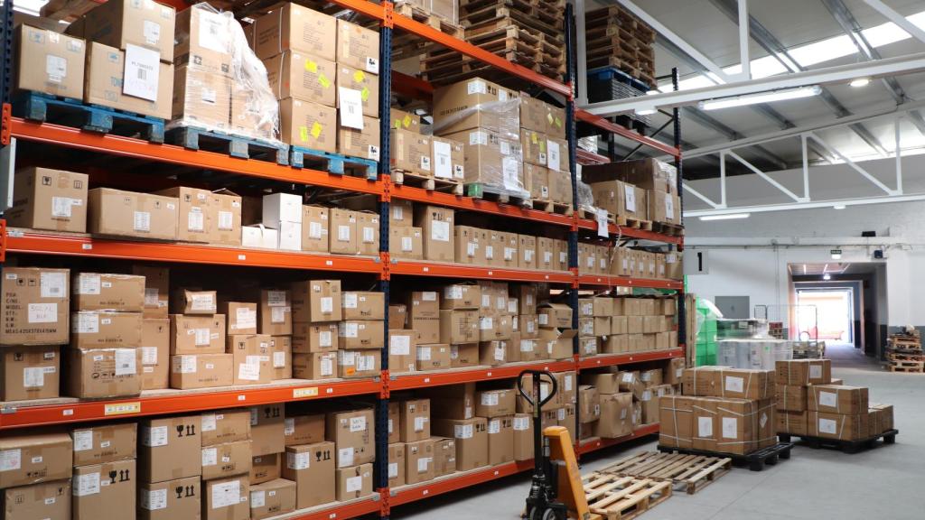 Almacén de Erotic Feel, desde donde salen todos los pedidos que llegan a España.