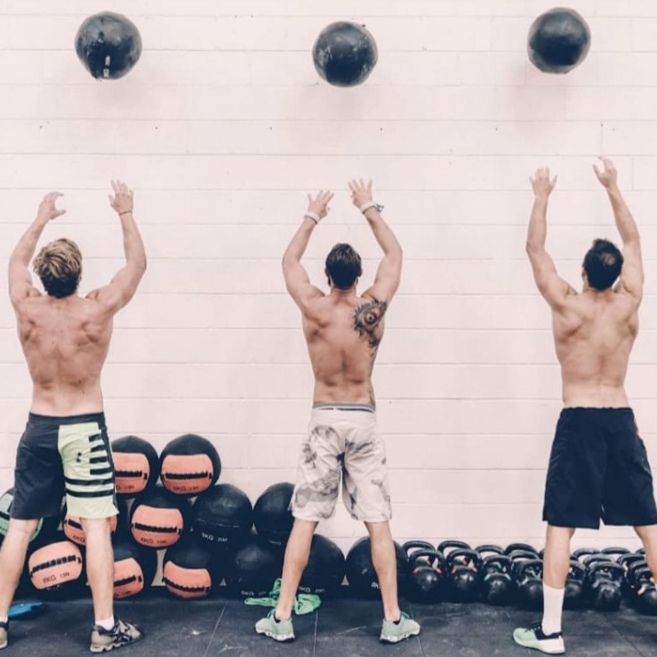 El crossfit tiene algo que engancha, como mirar una y otra vez si alguien le ha dado ‘like’ a la última foto que hemos subido a Instagram .