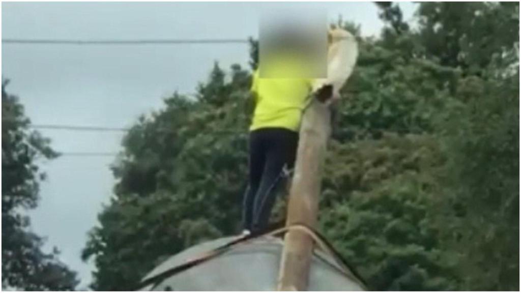 Varios investigados tras un vídeo en el que un camión circula con una persona en su exterior