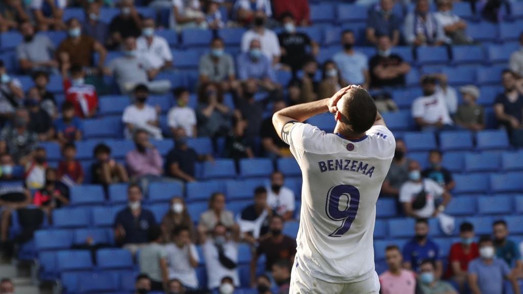 Benzema, durante el Espanyol - Real Madrid