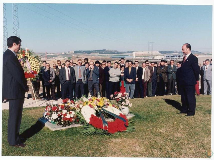 Homenaje posterior a los bomberos caídos. Fotografía: Archivo Municipal de Valladolid (AMVA), MCO 00075_001