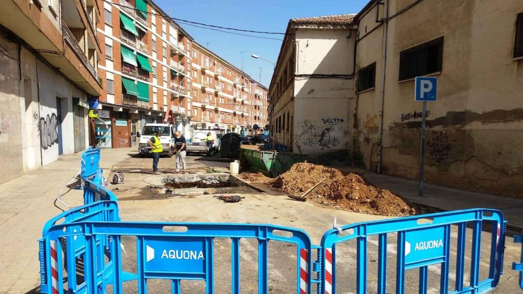 Reventón en la calle Campo de Marte de Zamora