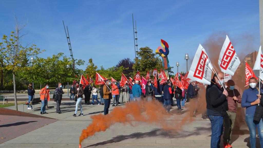 Manifestación en las Cortes del sector del transporte sanitario