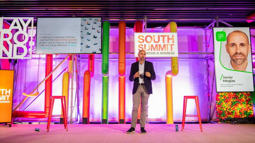 Javier Megías, director del Programa de Startups de la Fundación Innovación Bankinter, en la presentación del informe.