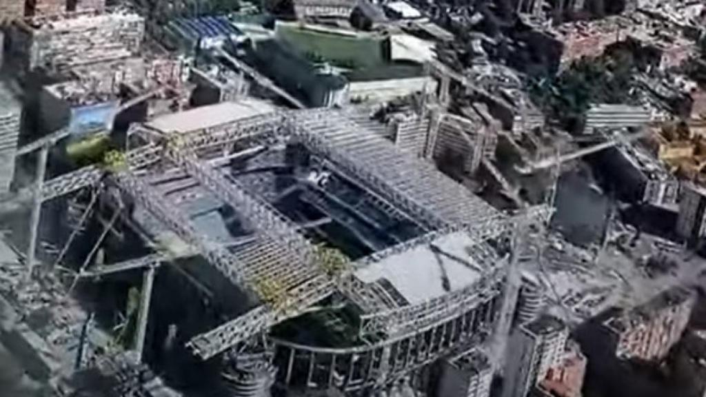 La vista del Estadio Santiago Bernabéu desde un caza del Ejército