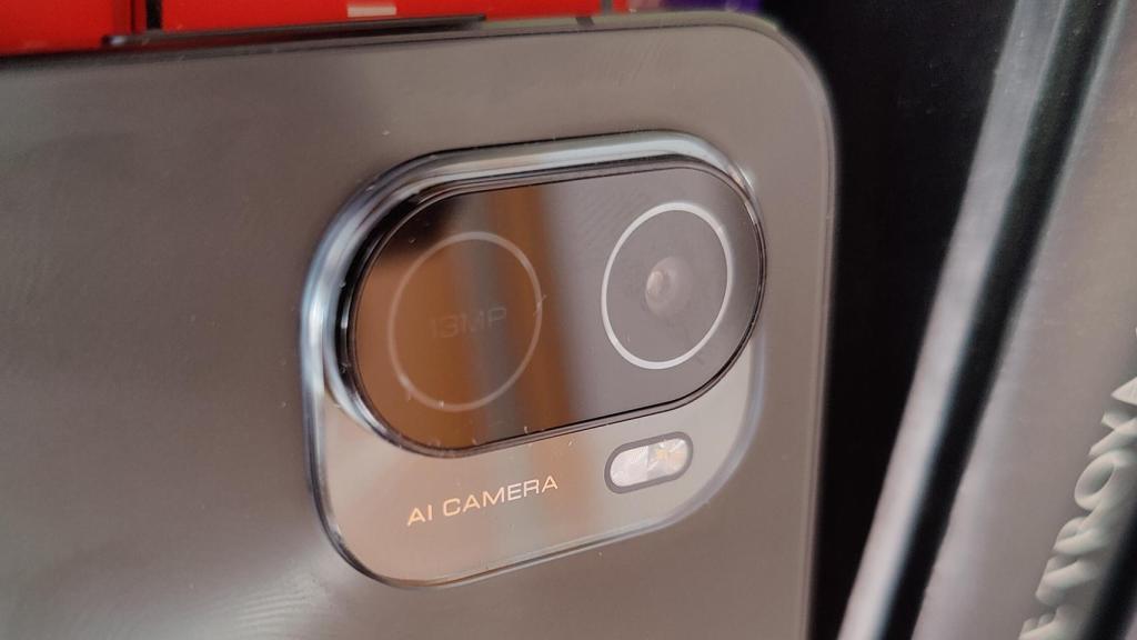 El módulo trasero de cámara del Xiaomi Pad 5 solo tiene un sensor, aunque parezcan dos