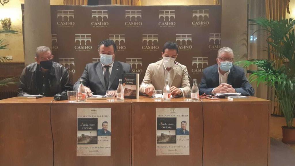 Presentación del libro 'Fado entre Encinas', de Paco Cañamero