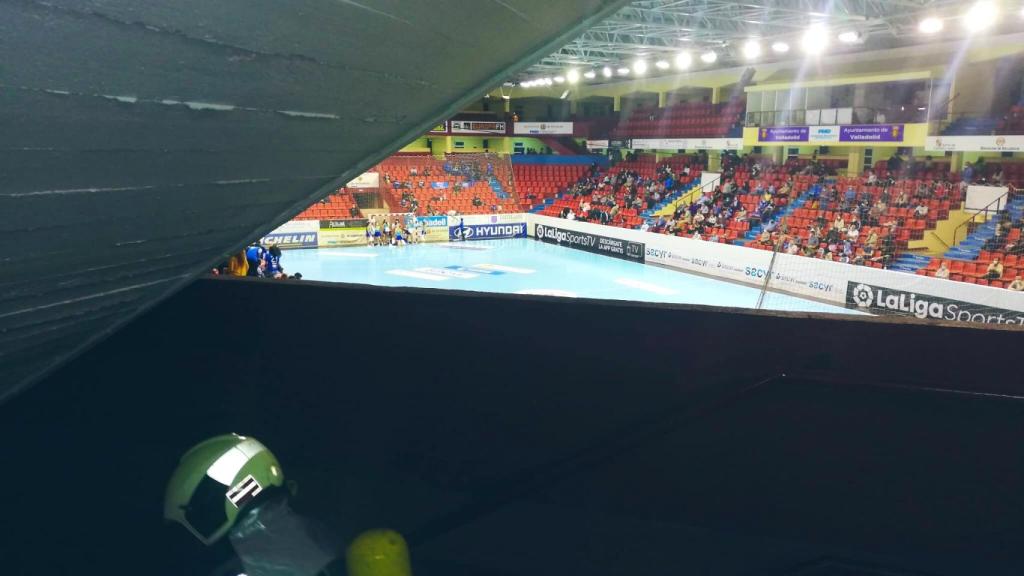 Los Bomberos de Valladolid actúan en pleno partido en Huerta del Rey