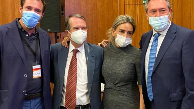 Tolón expone los objetivos de los ayuntamientos para alcanzar la sostenibilidad