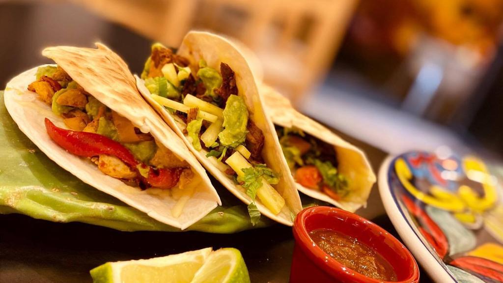 Los locales de cocina internacional siempre ofrecen lo mejor de sus cartas nacionales.