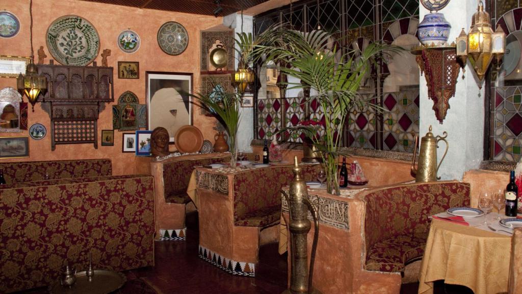 Ya con entrar en el restaurante nos estamos teletransportando a Marruecos.