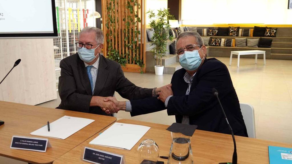 El director general del Málaga TechPark y el rector de la UMA, durante la presentación del observatorio