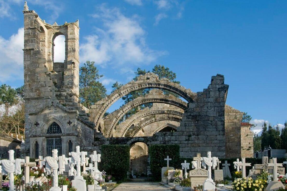 Cementerio Santa Mariña do Dozo (Fuente: Turismo Rías Baixas)