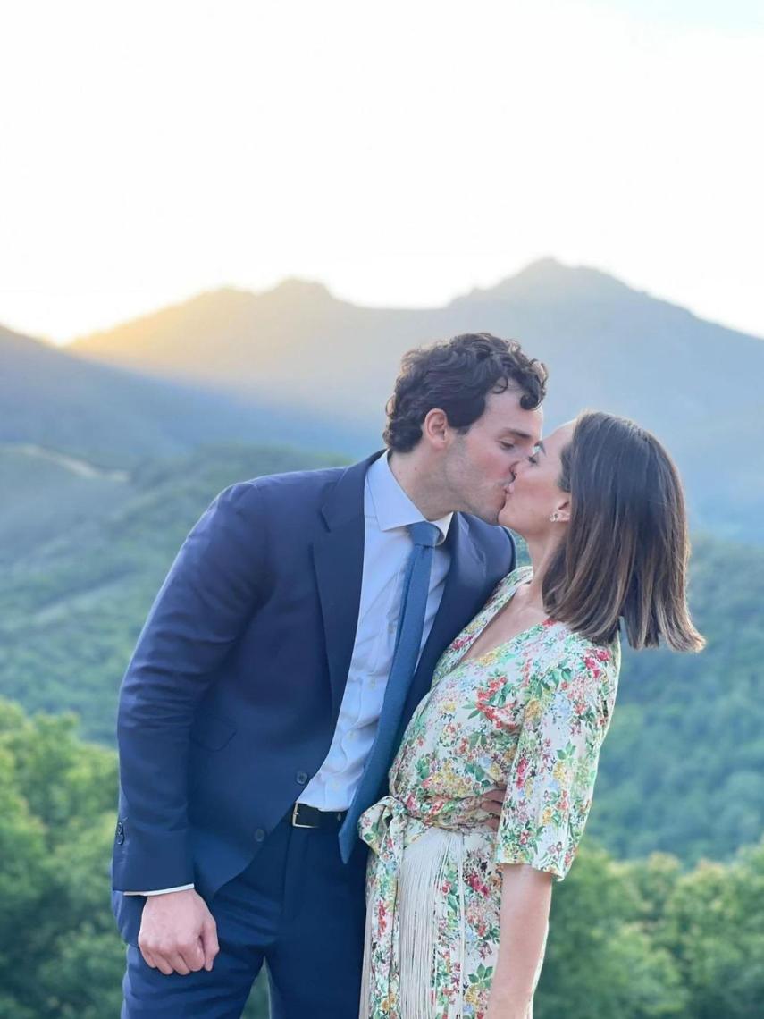 Muchas voces han intentado empañar el noviazgo entre Tamara e Íñigo pero nadie lo ha conseguido.